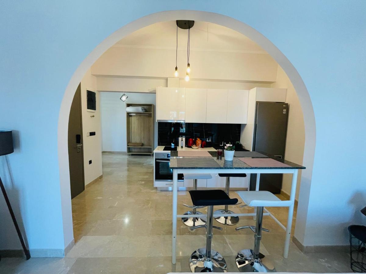 Xenios Suites Lygourio Buitenkant foto